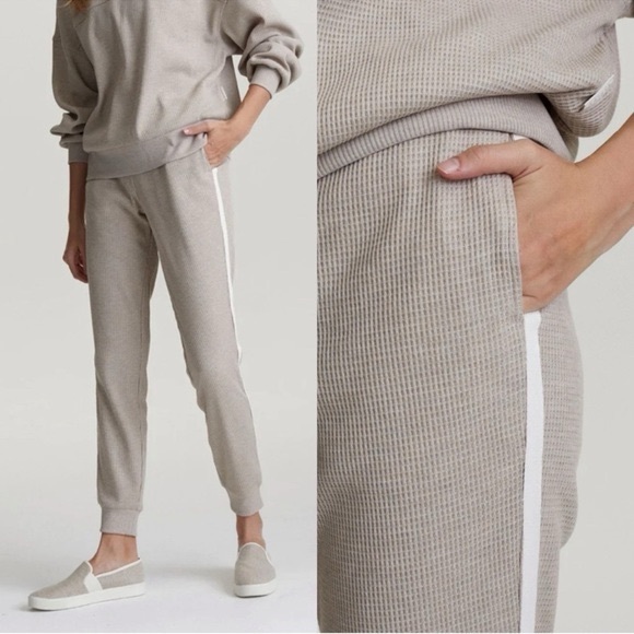 Varley Pants - Varley Kelvin Joggers in Wheat Marl
